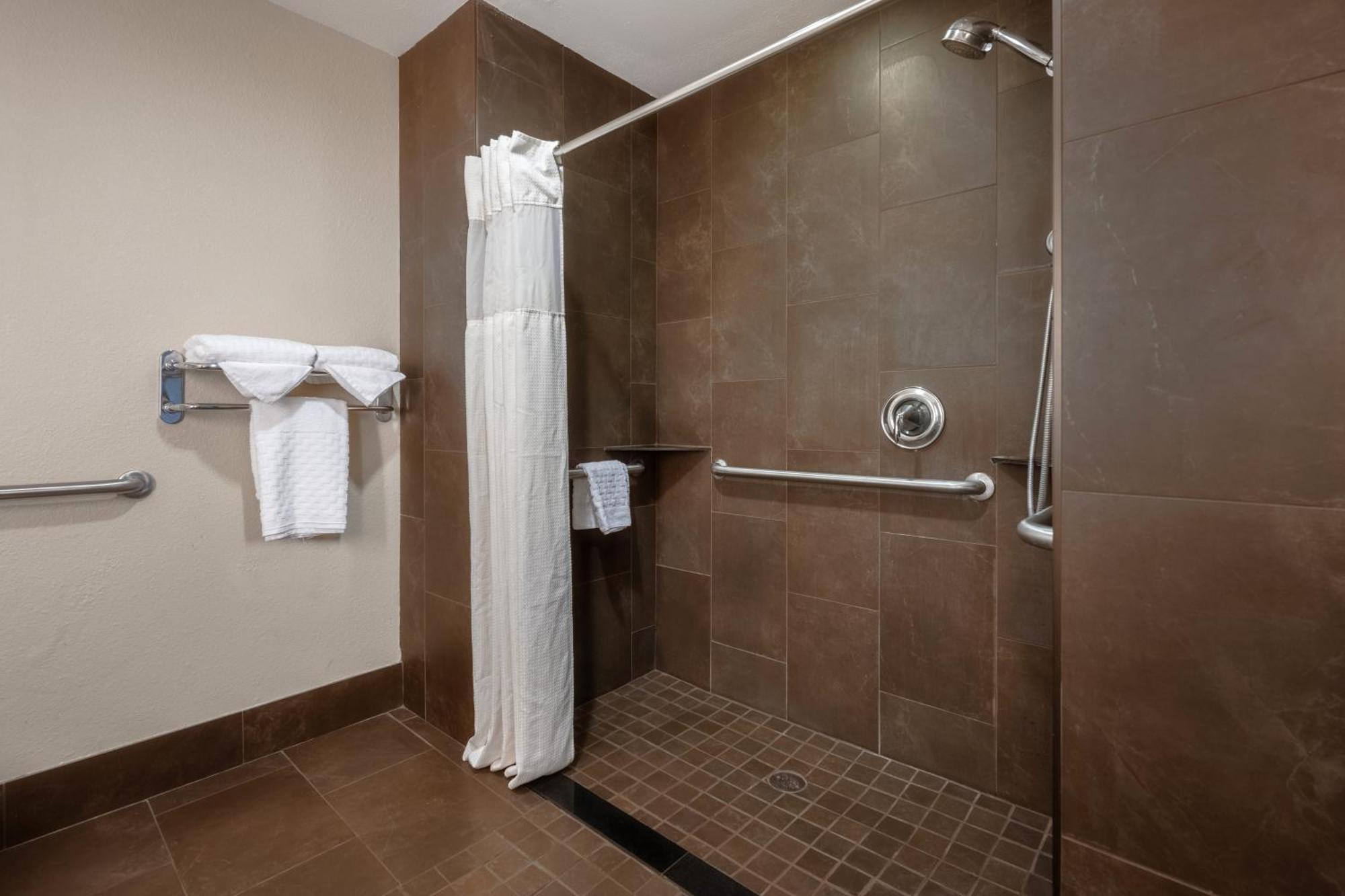 Best Western Premier Bryan College Station Exterior photo